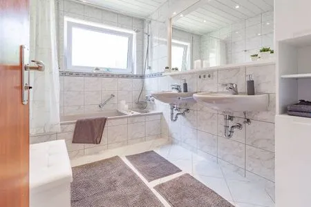 Badezimmer Silvanerlaube Ferienwohnung Silvanerlaube A
