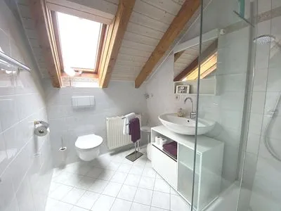 Badezimmer ABC Ferienwohnungen Maisonette-Wohnung B2****