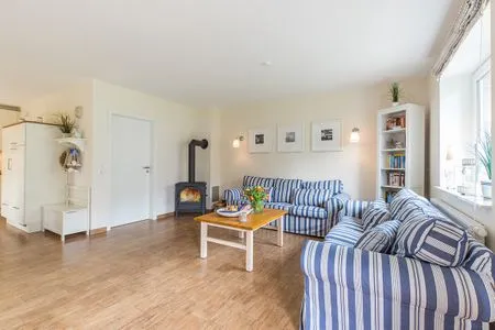 Kamin-/Ofen Broderhus Bude