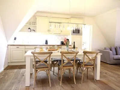 Küche / Küchenzeile Bundiswung 7, Whg.2, GB7