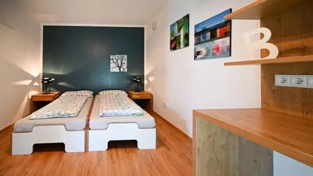 Schlafzimmer Apartment 7/7 EG barrierefrei - überdachte Terrasse