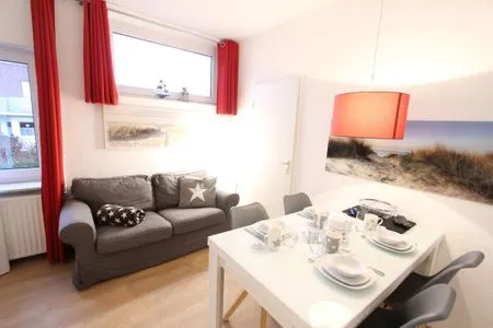  Möwenweg 2b - Nr. 4 Heringsmöwe