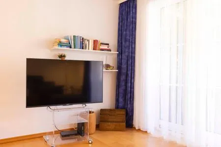 Wohnzimmer (OST35b) Ferienwohnung "Derndinger"