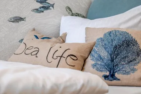 Dekokissen Parkresidenz am Hafen Wohnung HF 23 - "Viento"