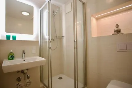 Badezimmer mit Dusche Residenz am Strand Wohnung 2-28