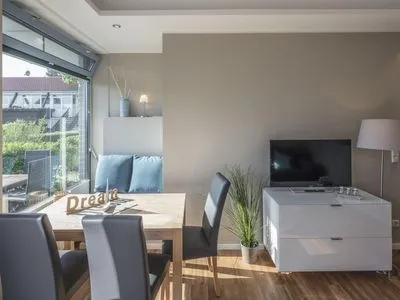 Strandburg "Tiefblau" 01.b-1 Strandburg "Tiefblau" 01.b