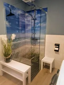 Badezimmer mit Dusche Parkresidenz am Hafen Wohnung HF 11 - "MeerZeit"