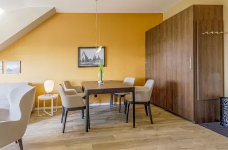 erienwohnung Dünenidylle Ostseebad Wustrow ZweiWasser Alte Seefahrtschule Essbereich  Dünenidylle