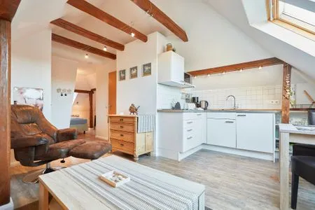 Küche / Küchenzeile Hus up de D  Studio