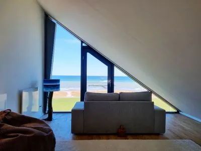 Wohnzimmer Ferienwohnung "Himmel und Meer" 1. Reihe in Kalifornien