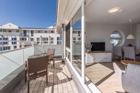Ferienwohnung Kleine Freiheit Zingst - Zugang zum Balkon über das Wohnzimmer  Kleine Freiheit