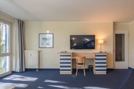 Ferienwohnung An de See Arbeitsplatz im Wohnzimmer  An de See