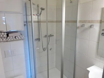 Badezimmer der Ferienwohnung Therese 8 in Wittdün auf Amrum Haus *Therese* Ferienwohnung *Therese 8*