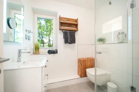 Badezimmer Sonnendeck - mit zwei Balkonen und Meerblick