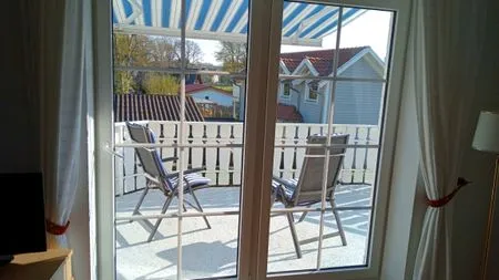 möblierter Balkon  Wohnung Giesen