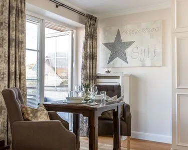 Wohnzimmer Kampstr. 9, W7, GB3