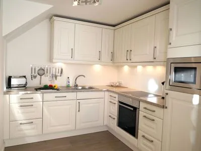 Küche / Küchenzeile Viktoriastraße 6, Viktoria Residenz, Whg. 17