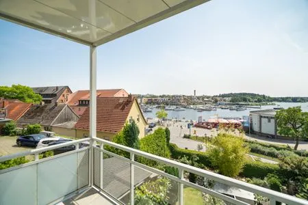 Ferienwohnung Müritzloge Waren (Müritz) - Balkon mit Blick zum Hafen  Müritzloge