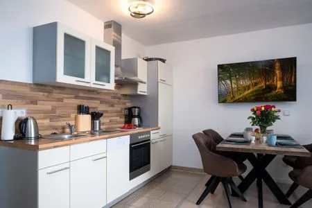 Küche / Küchenzeile FeWo Sonnenschein -  Kamin, Sauna, Meerblick