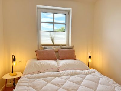 Hafenmeister Malte – Entspannt wohnen mit Balkon und Hafenflair