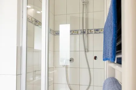 Badezimmer (STR90b) Ferienwohnung "Haus Diana 2"