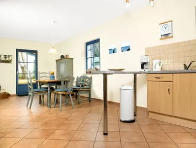 Küche / Küchenzeile Reetdachhaus Hus Achtern