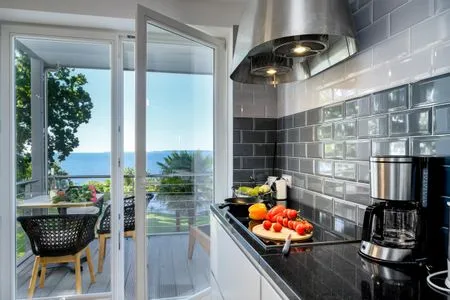 Küche / Küchenzeile FeWo Dwarslöper - Balkon, Sauna, Meerblick