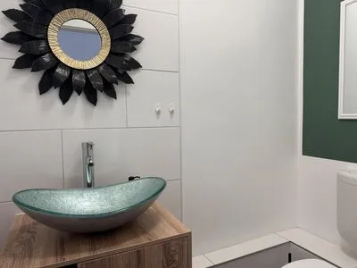 Badezimmer Gemütliches Appartement "Karl" mit 2 Schlafzimmern an der Goitzsche