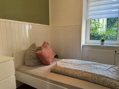Schlafzimmer Einfaches Appartement "Hannes" in Halle inklusive Parkplatz