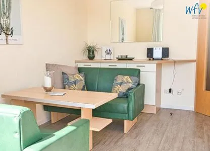 Wohnzimmer Ferienhäuser Jadehörn Ferienwohnung Sonnenstern