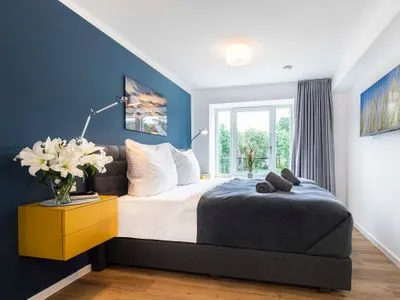 Badezimmer 1: Regendusche, WC, Haartrockner FeWo Wunderschön! in PRORA - 8.21