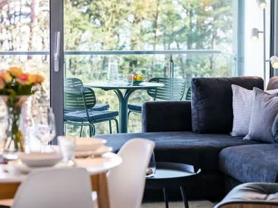 Wohn- und Essbereich FeWo Strandhafer in PRORA - 4.33