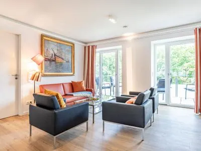 Wohnzimmer: Sitzgruppe mit Couchtisch, LED-Flachfernseher, WLAN, Kabel FeWo Seeadler in PRORA - 2.11