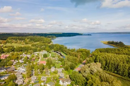 Ferienhaus Solveig - Kugelhaus am Tollensesee - Ausblick auf die wunderschöne Region mitten in der Natur  Solveig
