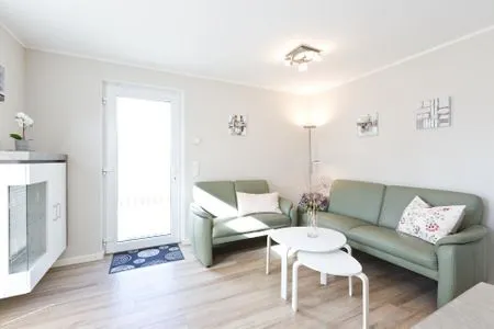 Girlitz Nest-2 Girlitz Nest