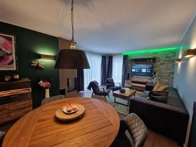 Green Eagle Lodge-1 Green Eagle Lodge