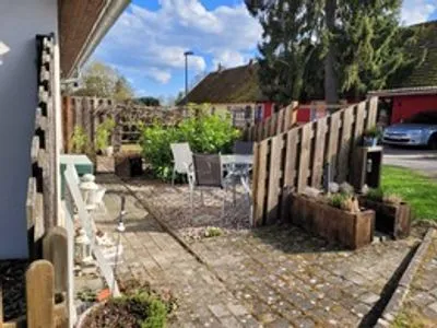  geraümige Wohnung im Grünen