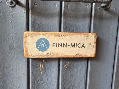  Finn-Mica