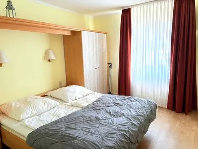 Schlafzimmer Wohnung 12 im Haus Hühnergott