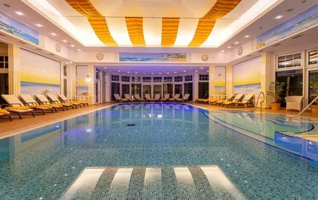 Hotel zur Post-Bansin-KAISER SPA-Innenpool Schloonseevillen, Whg. 17