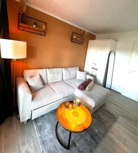 Wohnzimmer Ferienwohnung 334, Morgensonne