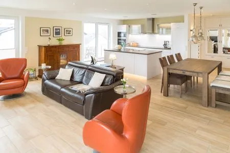 Wohnzimmer Villa am Kreidebruch, FeWo OstseeWeitblick - Panoramablick auf die Ostsee