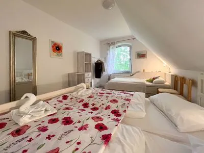 Schlafzimmer Familienhaus Sonne - mit Gartengrundstück