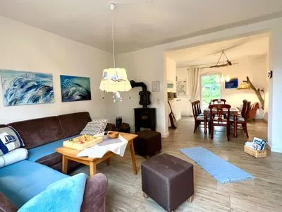 Wohnzimmer Familienhaus Sonne - mit Gartengrundstück