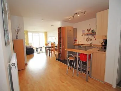 Wohnzimmer Villa Prinz Heinrich - App.3 mit Balkon und Ostseeblick
