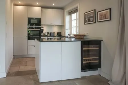 Küche / Küchenzeile Lachmöwe