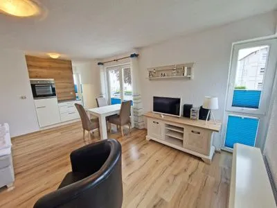 Wohnzimmer Villa Monika, App.2 Backbord - mit Balkon und Terrasse