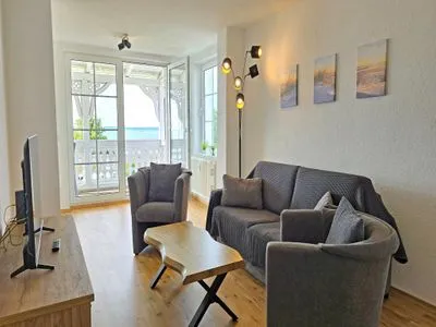 Wohnzimmer Bädervilla Emma - Ferienwohnung Ostseepanorama