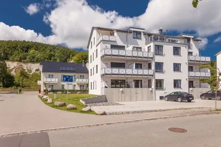 Hauptansicht Villa Am alten Kreidebruch, FW Strandläufer mit Balkon