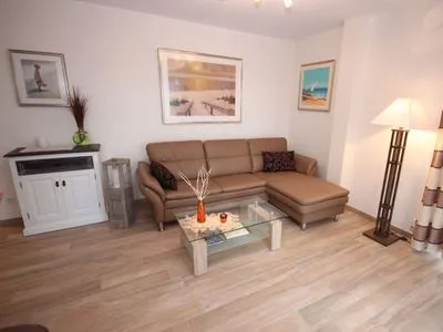 Wohnzimmer Villa Amelie, App. Seestern - mit Balkon und Meerblick